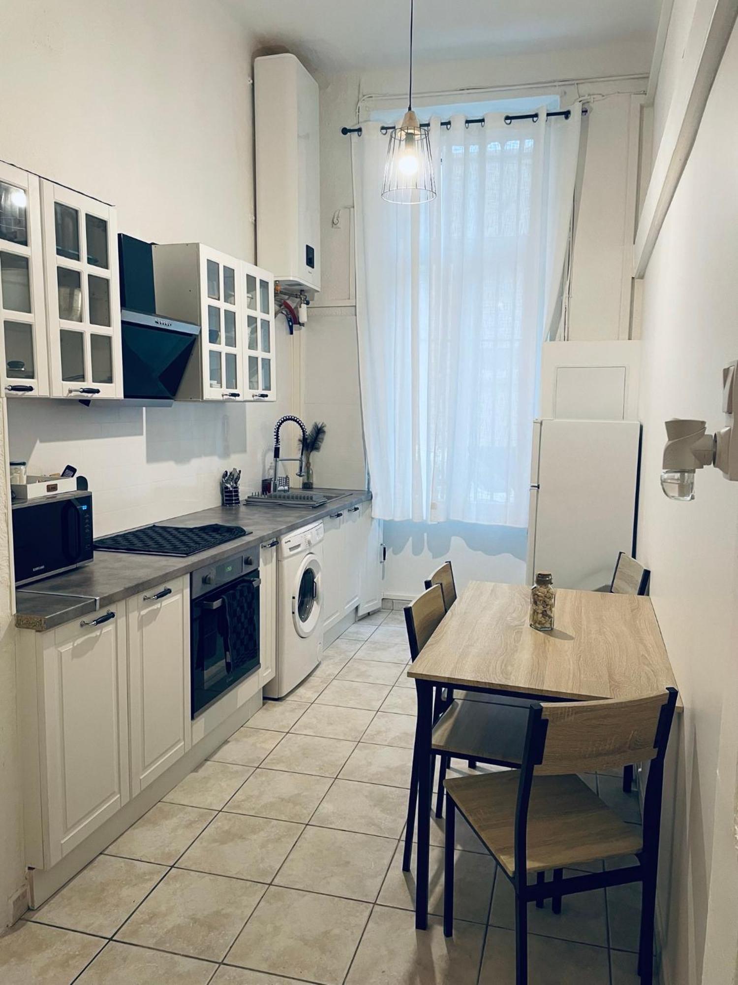 Appartement Authentique Coeur De Ville Sete Sète Exterior foto